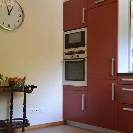 בית נופש Spacious Villa With Pool 5 Minutes From The Beach